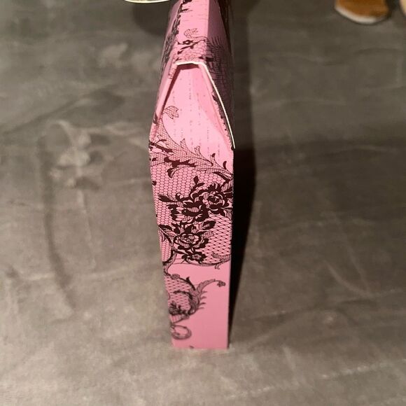 nicole miller 3 pc Pamper Hand Cream Collection Gift Pack for Her - Picture 4 of 8